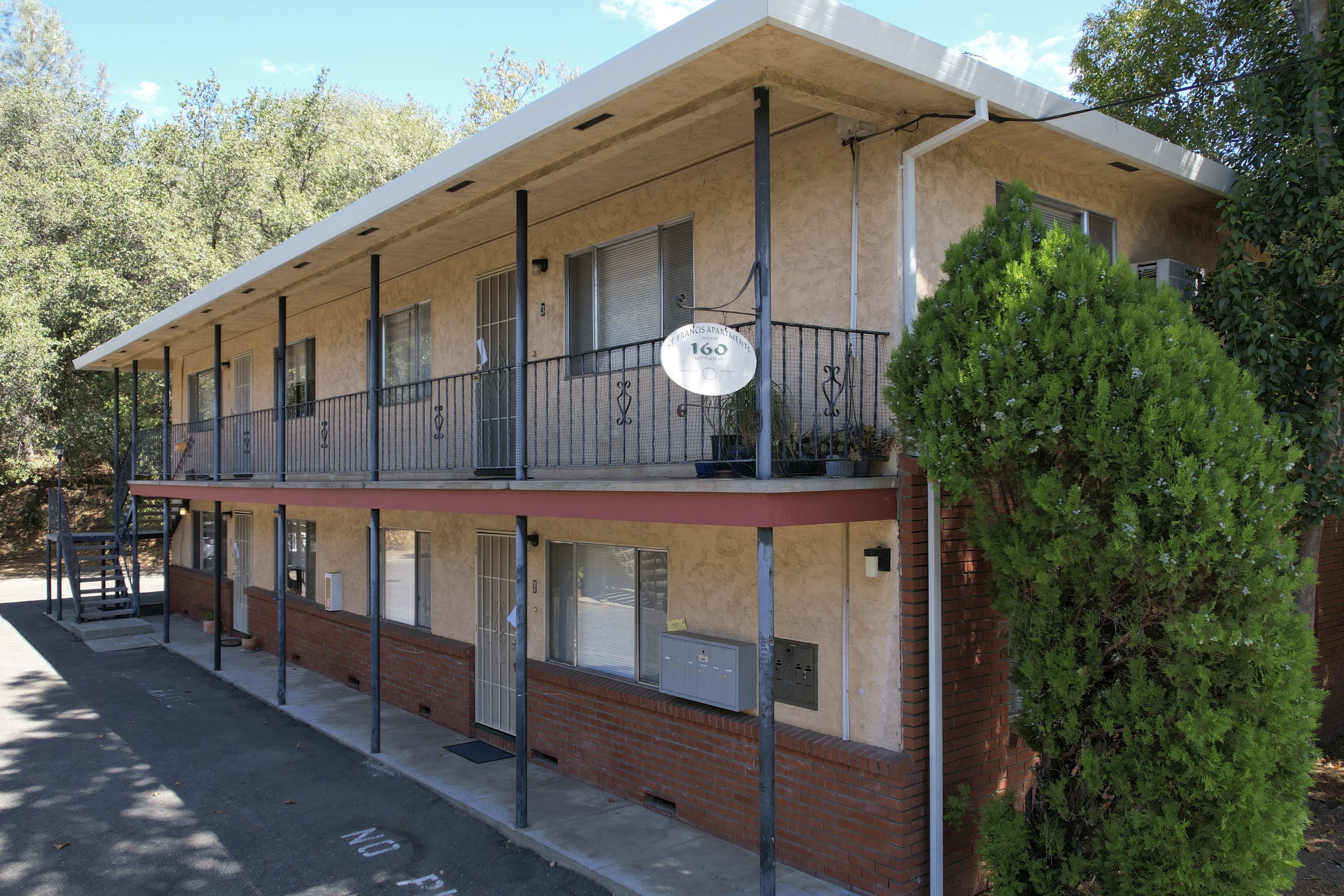 Photos and Video of St. Francis Apartments in Auburn, CA